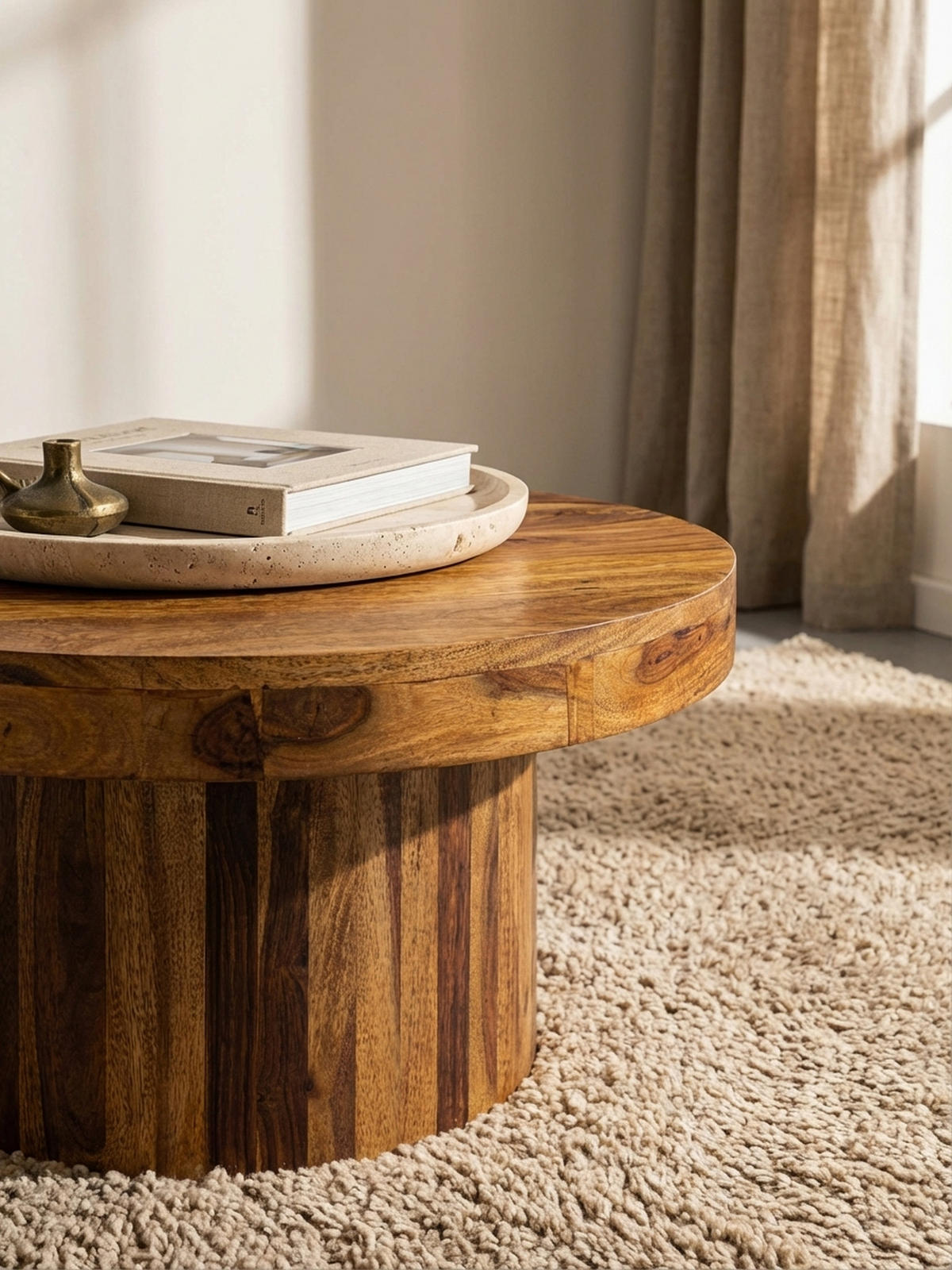 COUCHTISCH aus Massivholz Sheesham in Braun, Lackiert, mit robustem Sockelfuß, Maße 60x60x30 cm - Braun, Holz (60/60/30cm) - KADIMA DESIGN