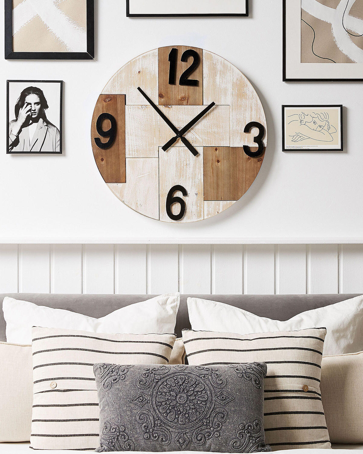 WANDUHR heller holzfarbton Michapan - Hellbraun, Holzwerkstoff (60/60/4cm) - Beliani