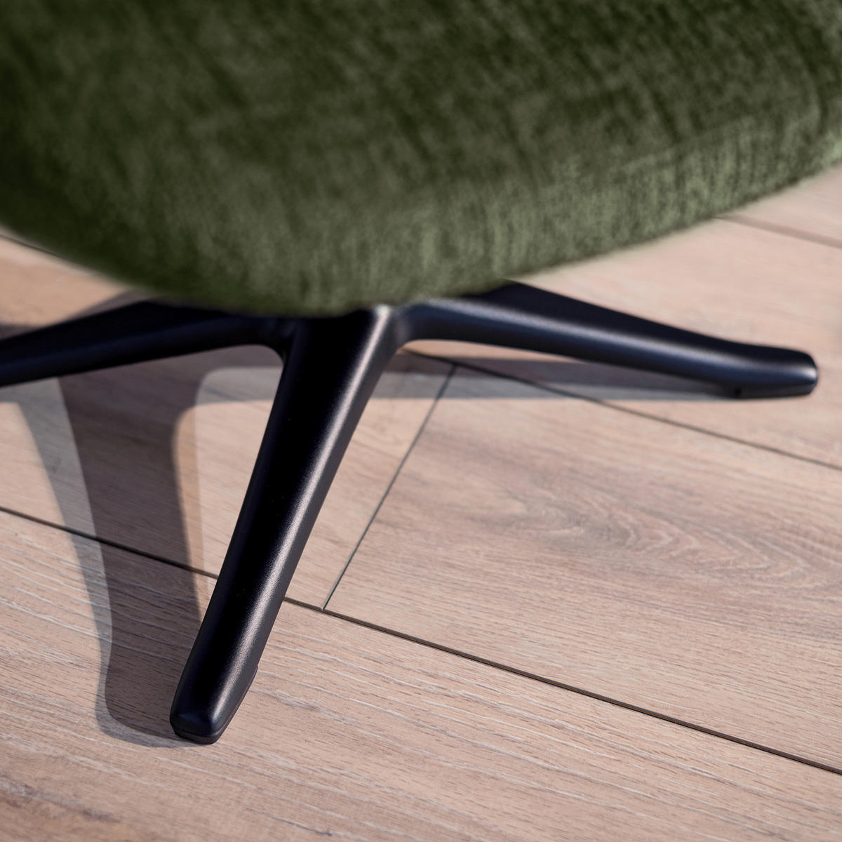 POLSTERHOCKER - Schwarz/Grün, Textil/Metall (53/37/46cm) - home24