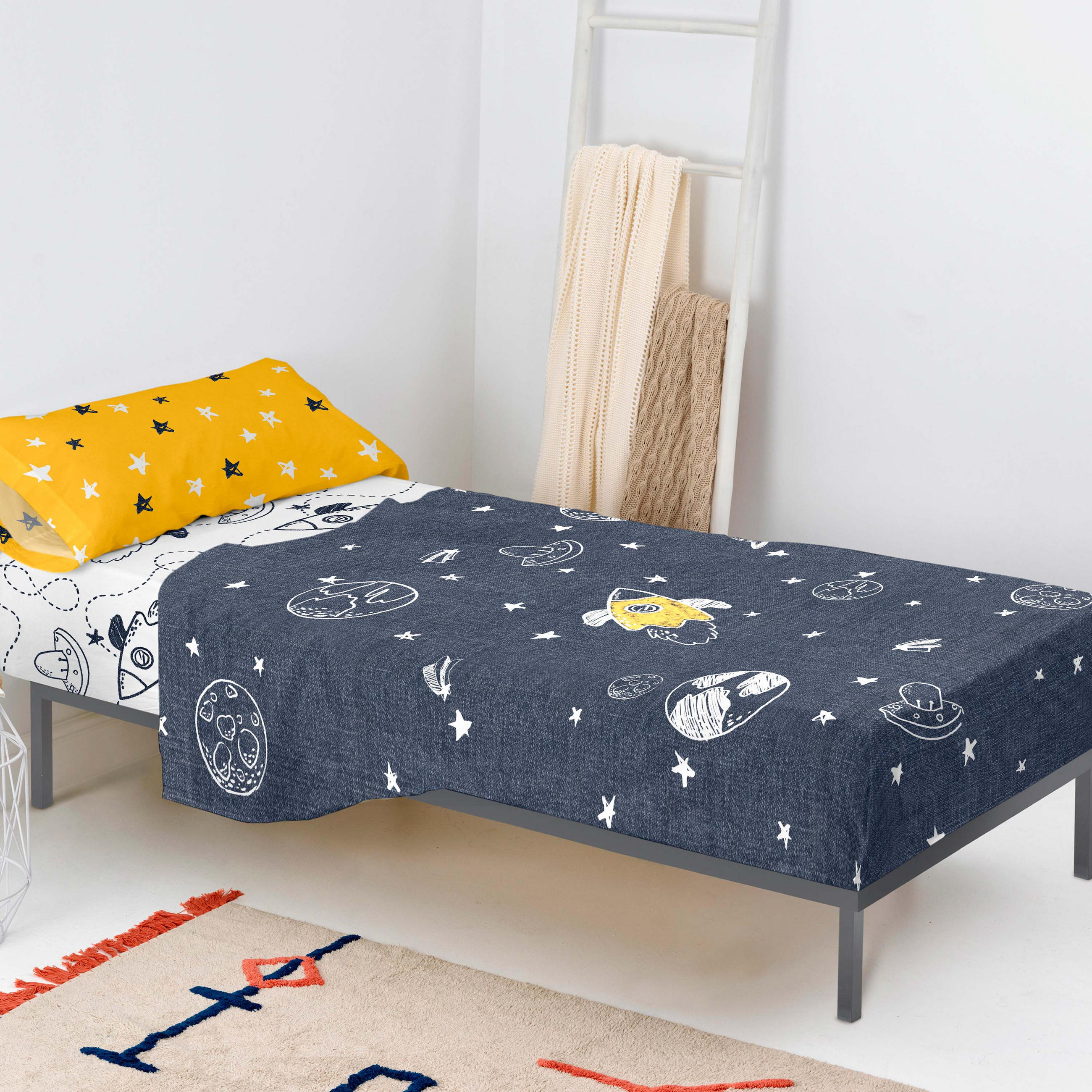 BETTWÄSCHE 2er-Set teiliges starspace 180x270 cm mehrfarbig - Multicolor, Textil (180/270cm) - Happy Friday