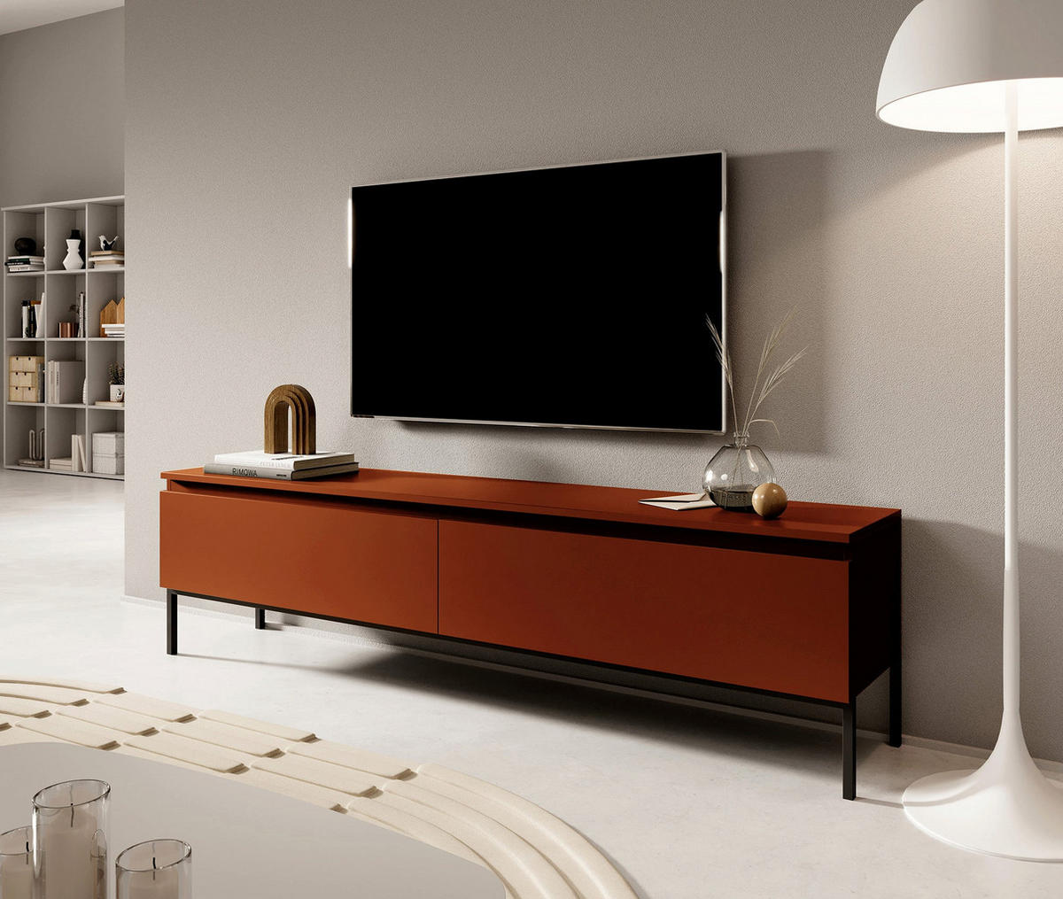 TV stolík Bemmi tehlovo červený na kovovom podstavci 150/46/32 cm - tmavooranžová/medená, kov/kompozitné drevo (150/46/32cm) - Selsey