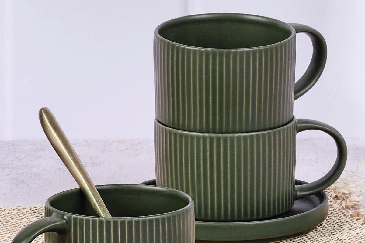 TASSEN Scandi 150ml und Untertasse Ø12cm - 8 Teile - Olive - Grün, Keramik (12/6.5/12cm) - Björn