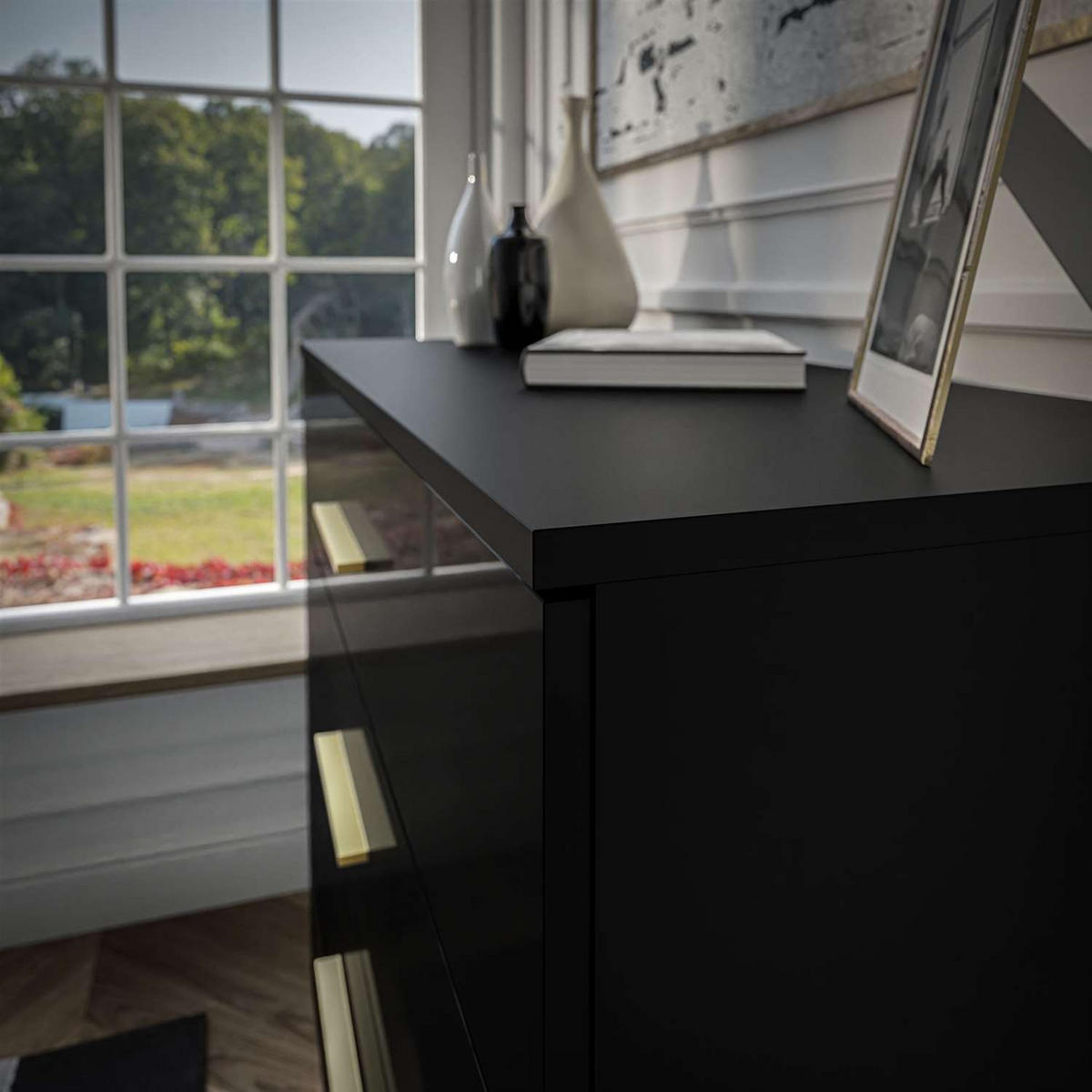 KOMMODE LINA 95 mit Griffen Schwarzer Glanz LED Griffe Gold - Goldfarben/Schwarz, Holzwerkstoff (95/84/40cm) - Lookway