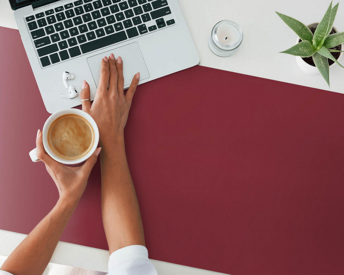 SCHREIBTISCHUNTERLAGE 120x60 cm Bordeaux - Weinrot, Kunststoff (1.6/120/60cm) - Wallfluent