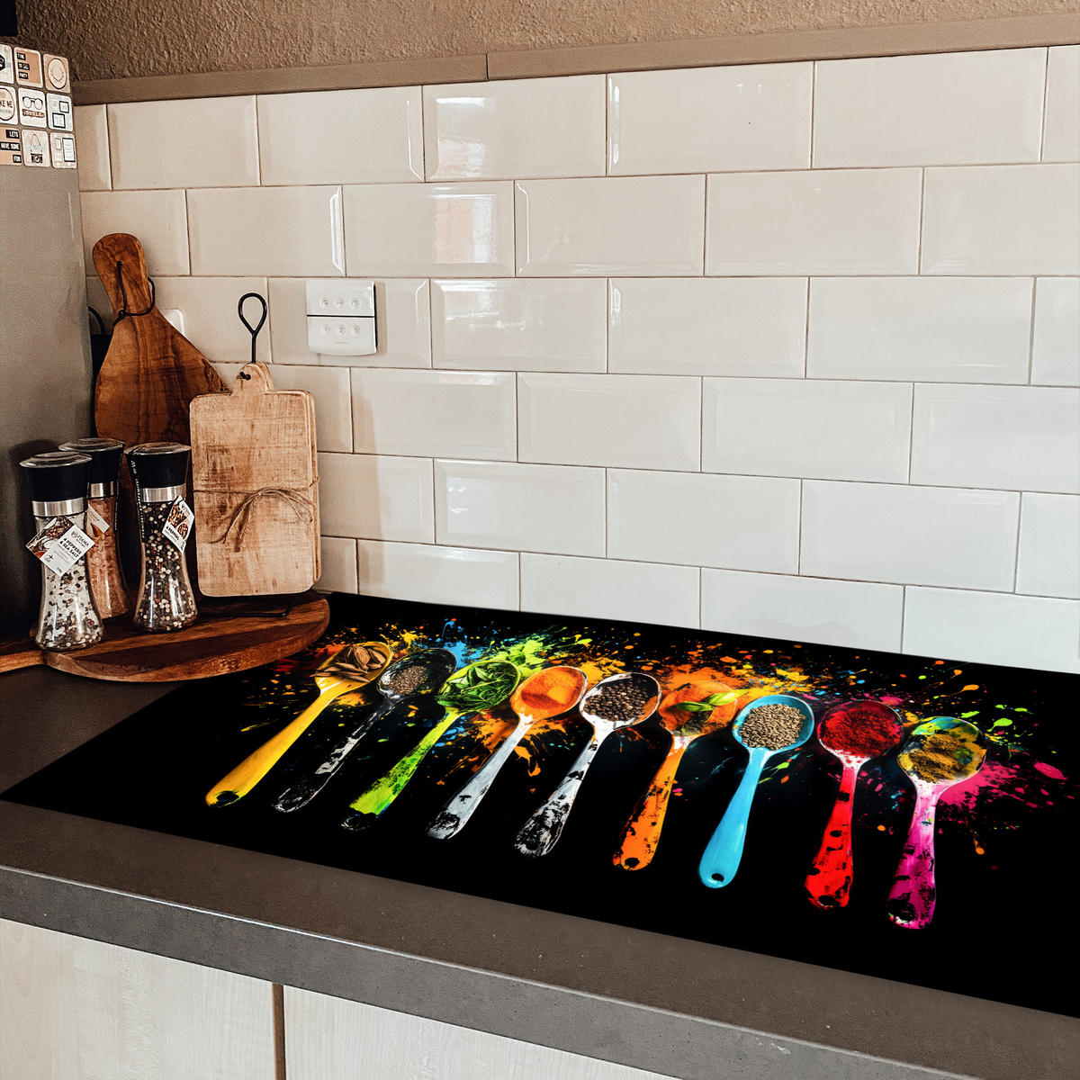 HERDABDECKPLATTE Löffel - Gewürze - Modern - Graffiti - Farbe - Farbenfroh Ceranfeldabdeckung 90x52 cm - Multicolor, Kunststoff (90/52/0.2cm) - MuchoWow