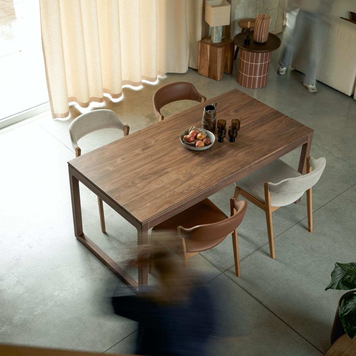 TISCH Arto Braun aus Walnuss - Braun, Holz (90/260/75cm) - Tikamoon