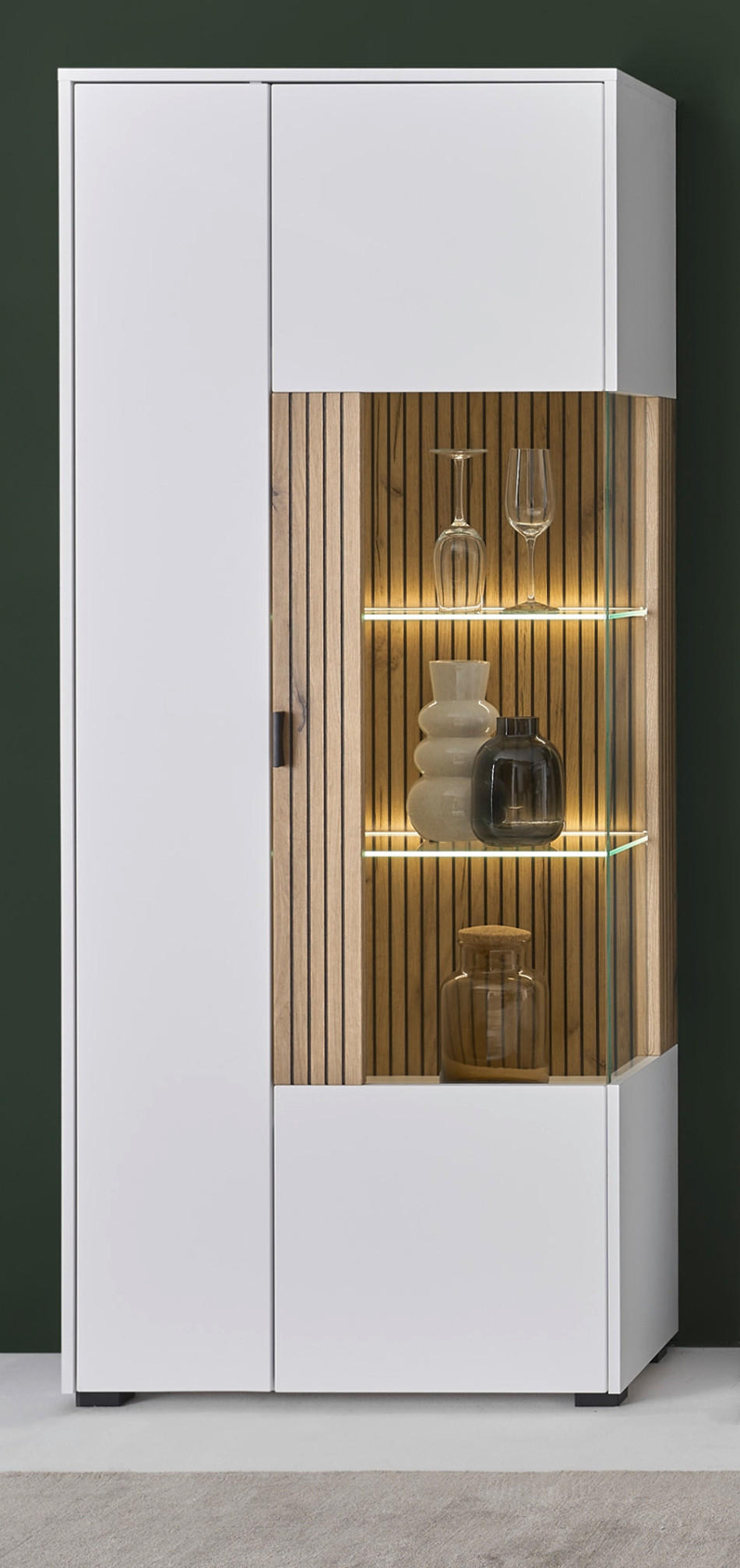 VITRINE weiß matt, Eiche 75 x 180 cm, Vitrinenschrank mit 10 Fächern und Soft-Close-Funktion - Eichefarben/Schwarz, Glas/Holzwerkstoff (75/180/38cm) - Furn.Design