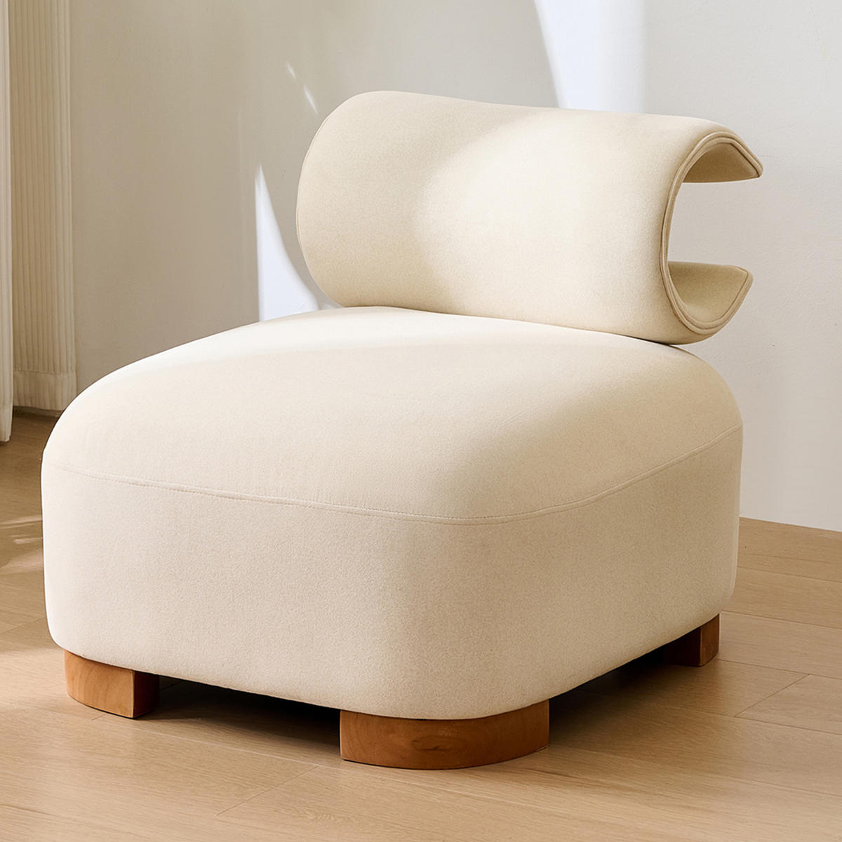 HOCKER Stoff und Holz mit Katzenhöhle in Rückenlehne 79/69/64 cm Beige - Beige, Holz/Textil (69/64/79cm) - Redom