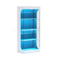 VITRINE aus Glas und Holzwerkstoff 80x35x165 cm Weiß mit LED-Beleuchtung, Sensor und USB-/Typ-C-Ladestation - Weiß, Holzwerkstoff (80/165/35cm) - Modfu