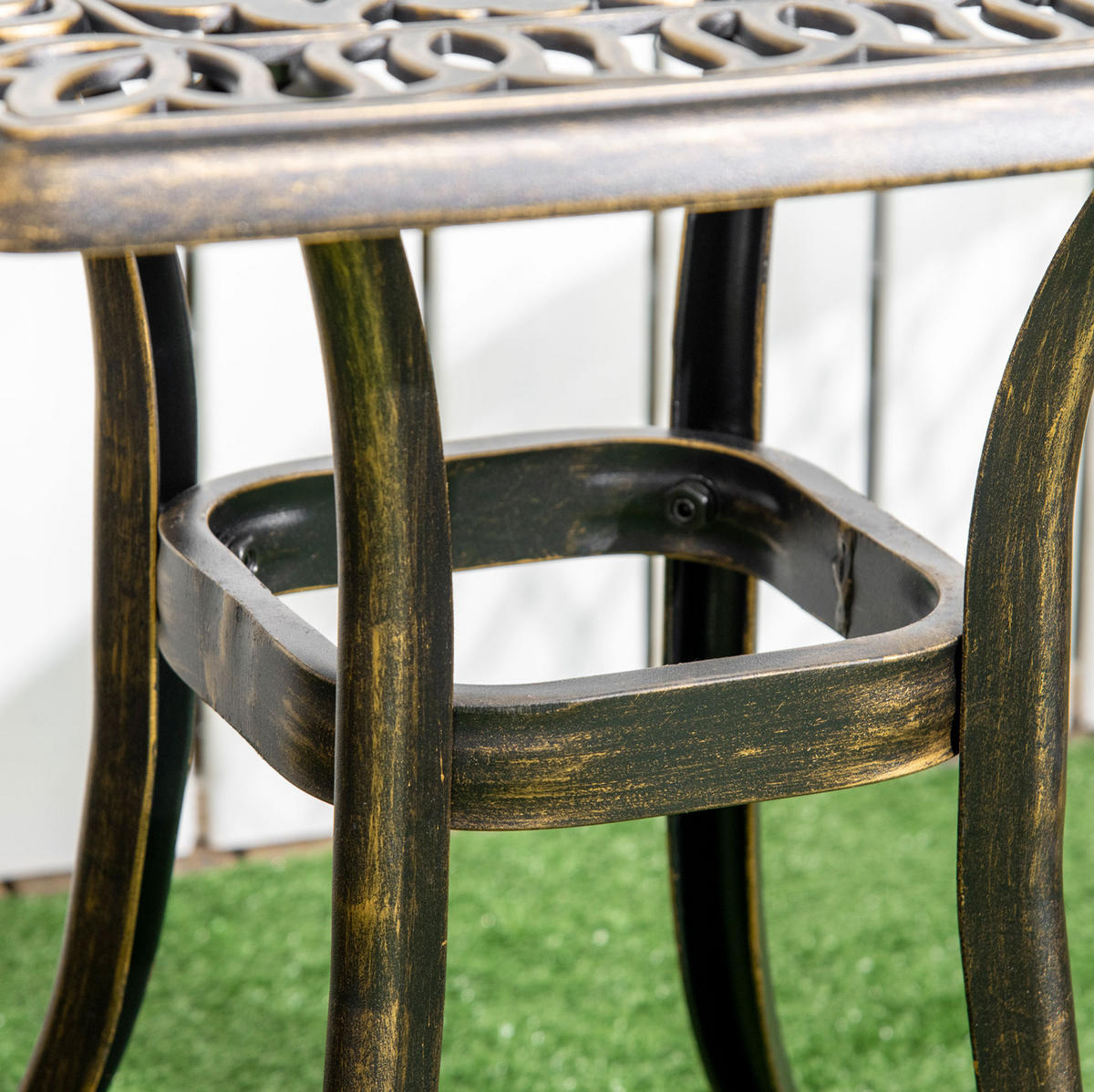 BEISTELLTISCH aus Aluminium 54x54x52,5 cm Bronze mit Schirmöffnung und verstellbaren Füßen im Vintage-Look - Bronzefarben, Metall (54/54/52.5cm) - Modfu