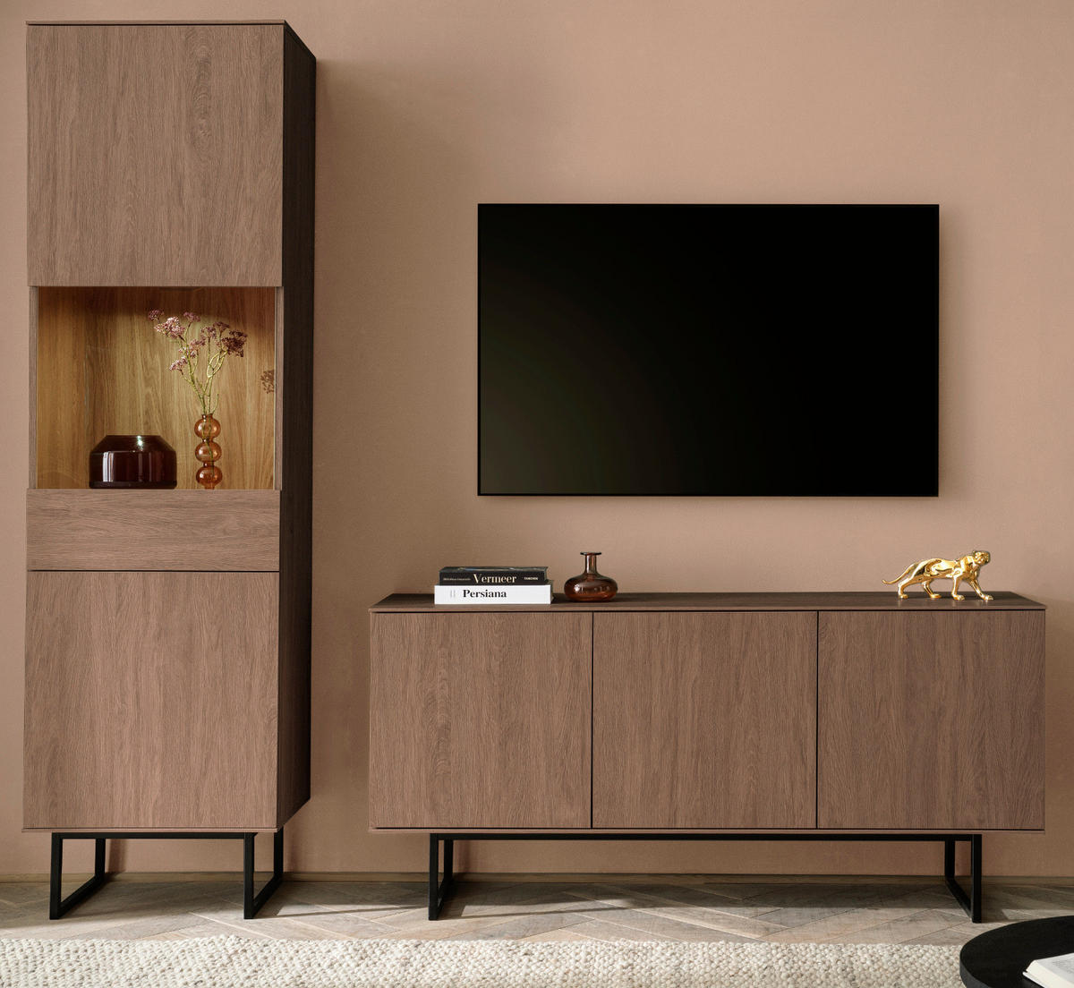 WOHNWAND in Nussbaum 2-teilig 220 cm, Komplett-Set mit Push-to-Open - Nussbaumfarben/Schwarz, Glas/Holzwerkstoff (220/200/40cm) - Furn.Design