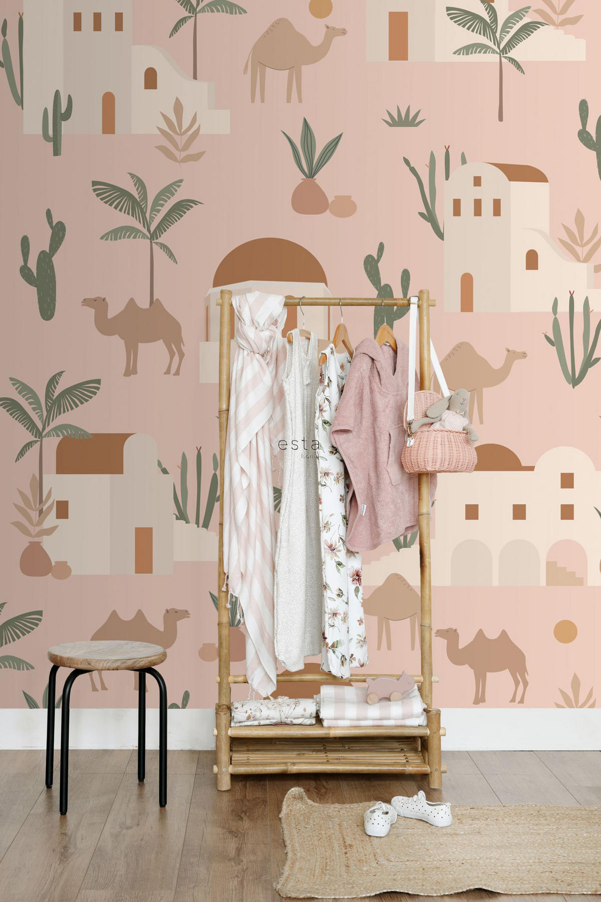 FOTOTAPETE Kamele und Kakteen 200 x 279 cm - Pink, Papier (200/279cm) - ESTAhome