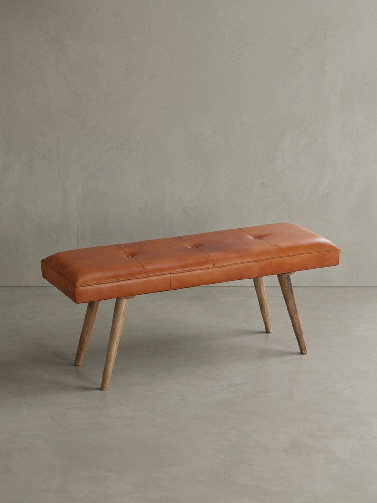 SITZBANK – Ziegenleder/Massivholz, Retro-Stil, 200 kg Belastbarkeit - Braun, Mangoholz/Leder (117/51/38cm) - KADIMA DESIGN