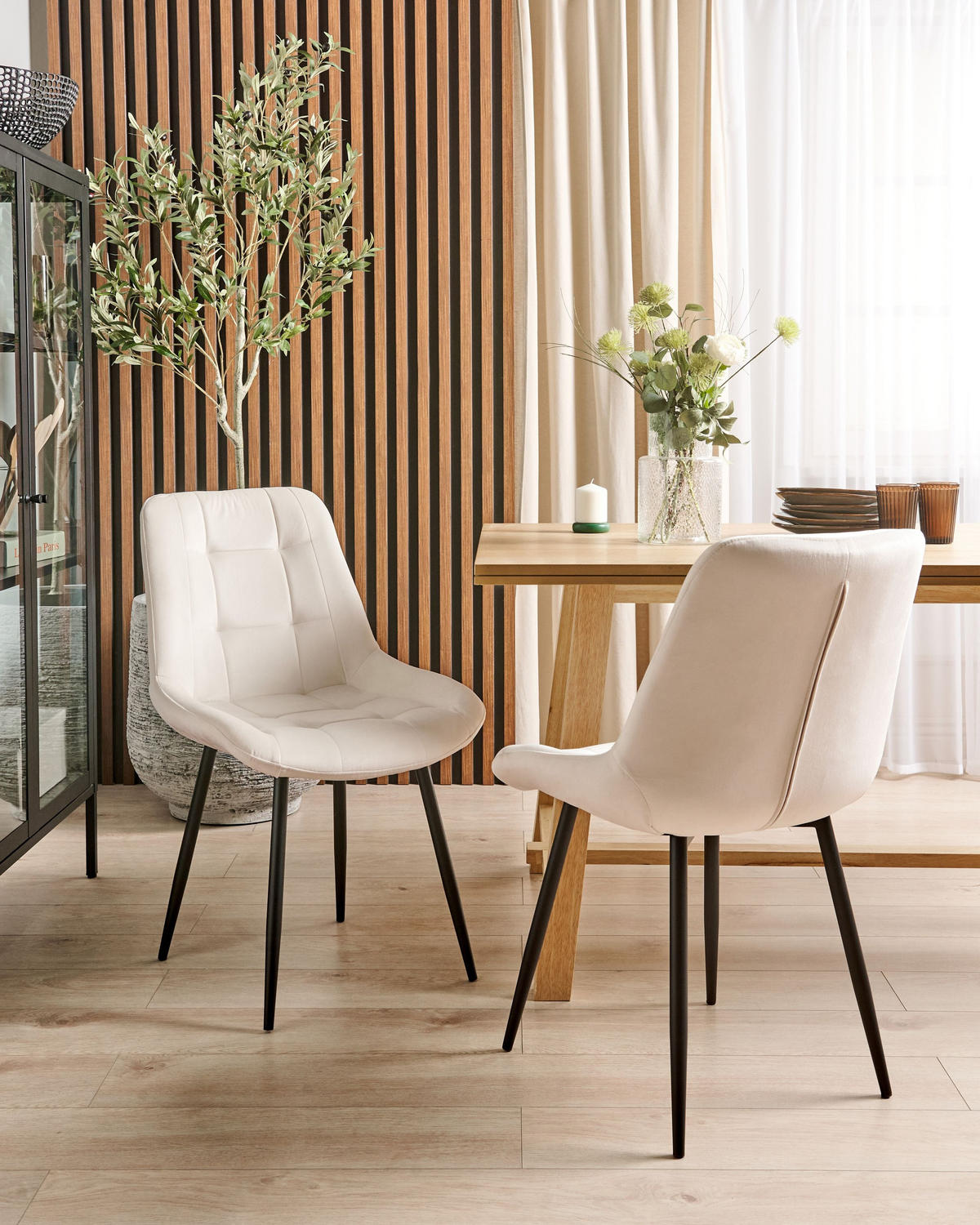 ÉTKEZŐSZÉK 2 darabos Szett Bársony törtfehér Melrose - fekete/fehér, textil (51/85/58cm) - Beliani