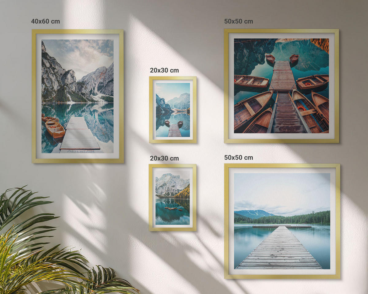 WANDBILDER 5er Set - 50x50 cm & 20x30 cm & 40x60 cm Goldrahmen - Holzstege am See, Boote - Goldfarben, Kunststoff (40/60cm) - ArtPrintCave