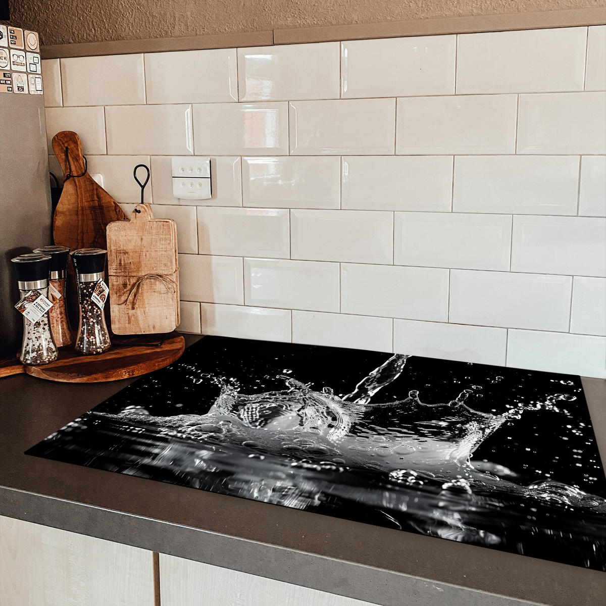HERDABDECKPLATTE Wasser - Spritzwasser - Schwarz Ceranfeldabdeckung 80x52 cm - Schwarz, Kunststoff (80/52/0.2cm) - MuchoWow