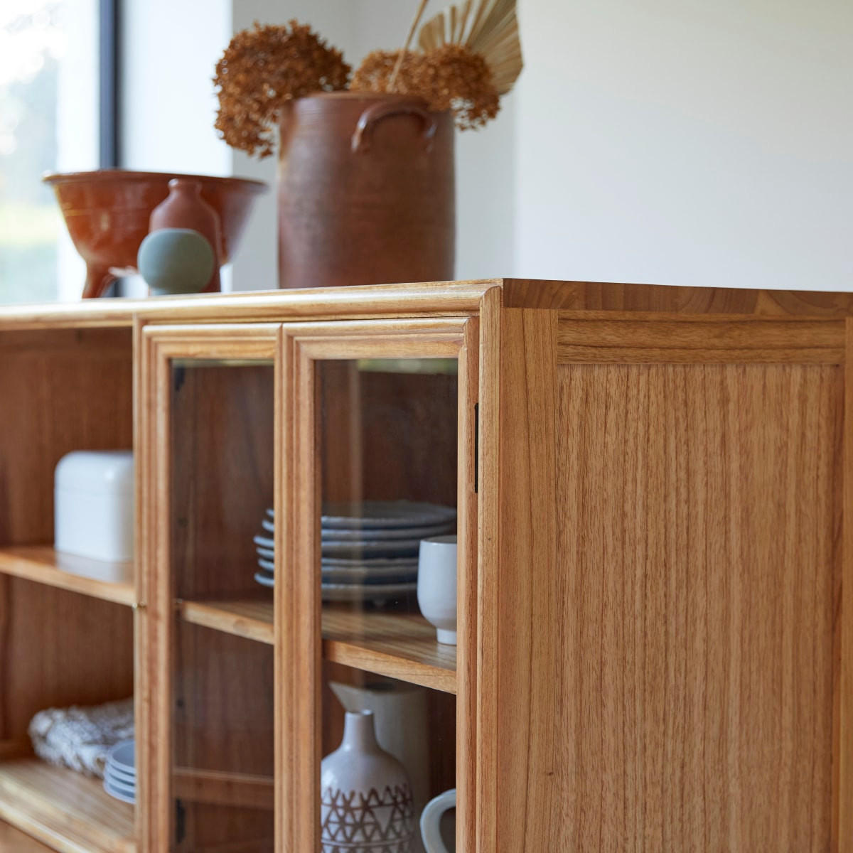 VITRINENSCHRANK Alex Natur aus Helles Mindiholz - Naturfarben, Holz (120/100/41cm) - Tikamoon