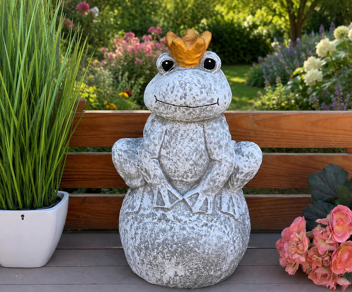 STEINFIGUR Froschkönig auf Kugel aus Steinguss frostfest wetterfest - Grau, Stein (24/41/20cm) - stoneandstyle