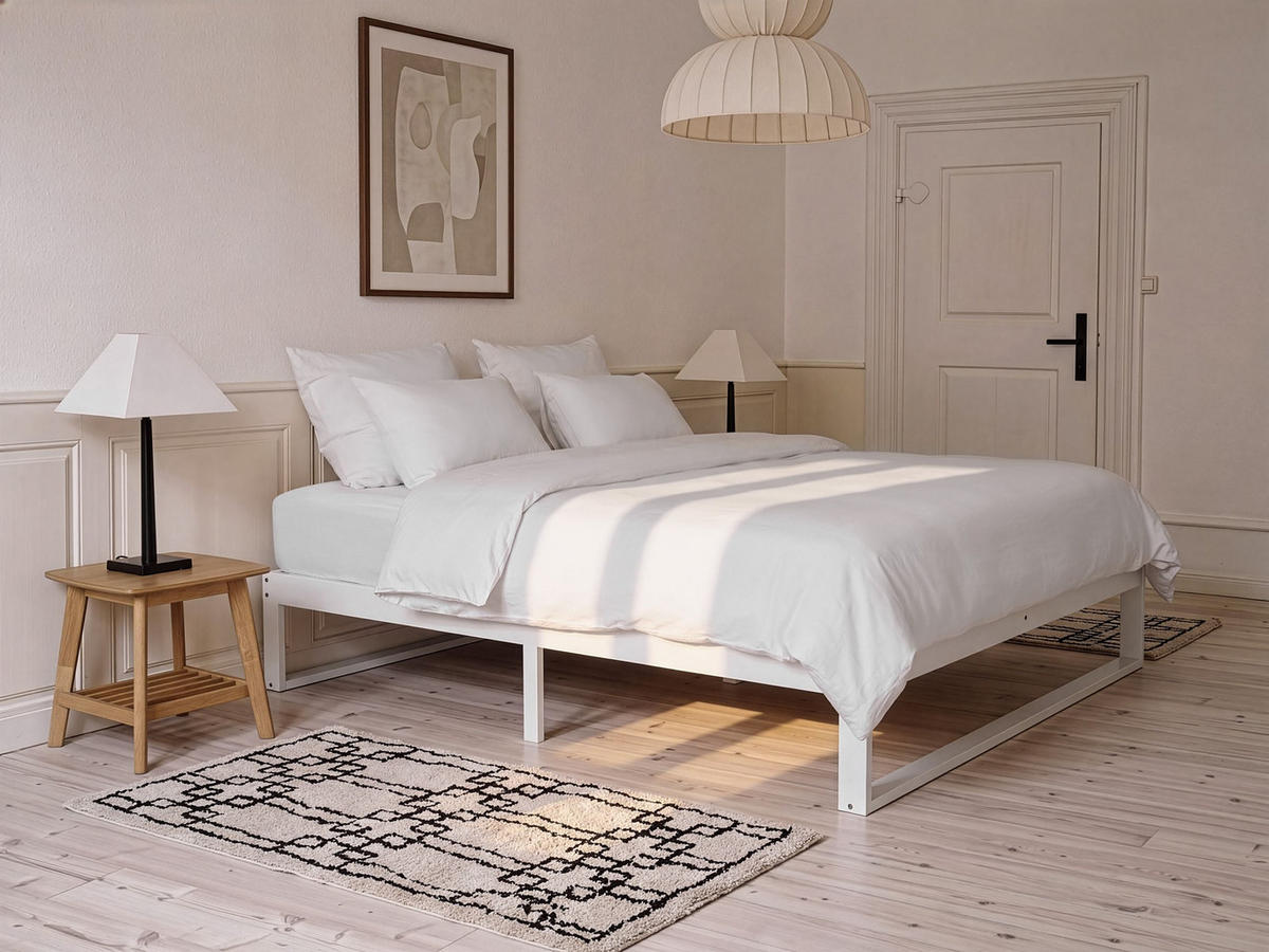 BETT ohne Kopfteil 140/200 Kiefernholz Weiß Talairan - Weiß, Holz (140/200cm) - Beliani