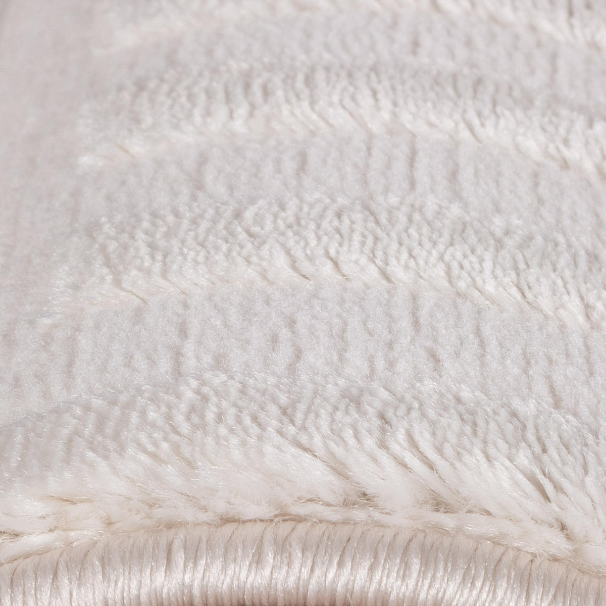 TEPPICH Waschbar Skulptural Modern Schlafzimmer Strapazierfähig Creme 140x200 cm OEKO-TEX – ILLER - Beige, Textil (140/200cm) - KADIMA DESIGN