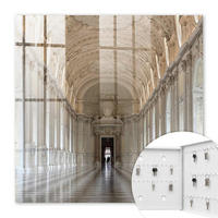 SCHLÜSSELBOX Weiß 30x30 cm – Türöffnung nach rechts - Klassische Architektur - Beige, Metall (30/30/5cm) - TULUP