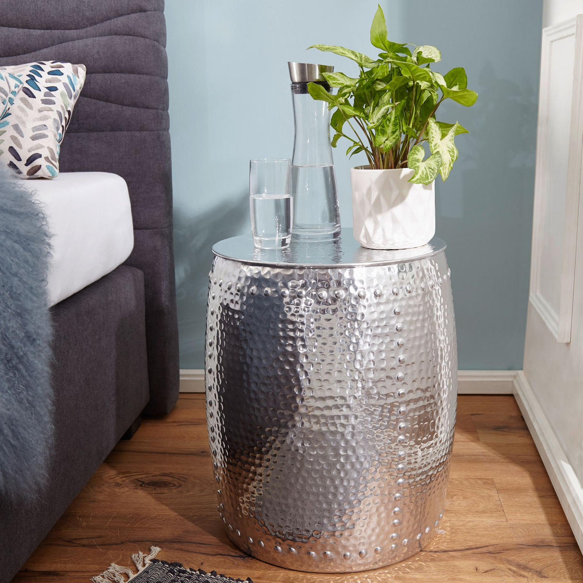 BEISTELLTISCH Aluminium Orientalisch Hammerschlag ENNS, Silber 42x42x49 cm - Silberfarben, Metall (42/42/49cm) - KADIMA DESIGN