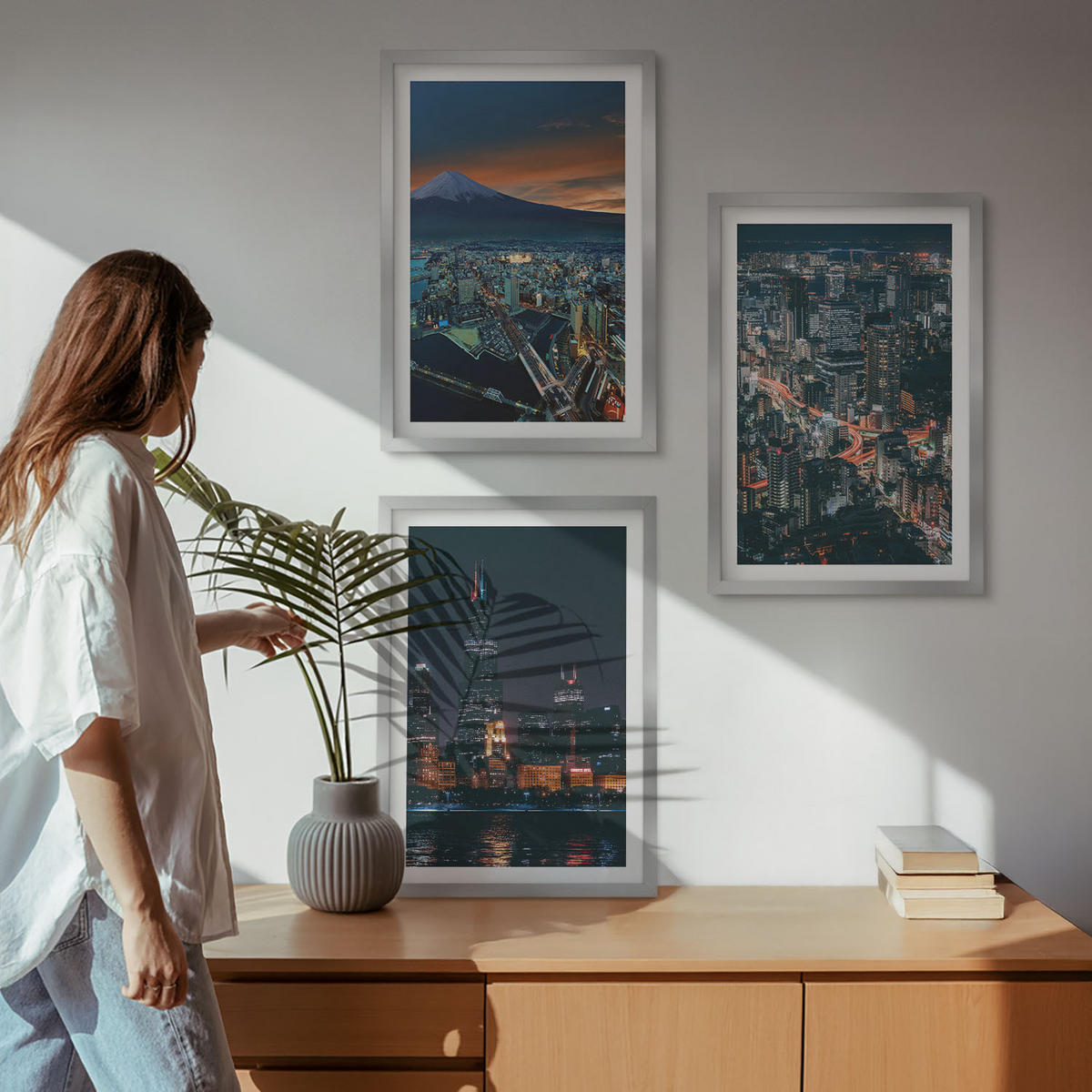 BILDER SET 3er Set - 40x60 cm Silberner Rahmen - Bergpanorama der Stadt bei Nacht - Silberfarben, Kunststoff (40/60cm) - TULUP