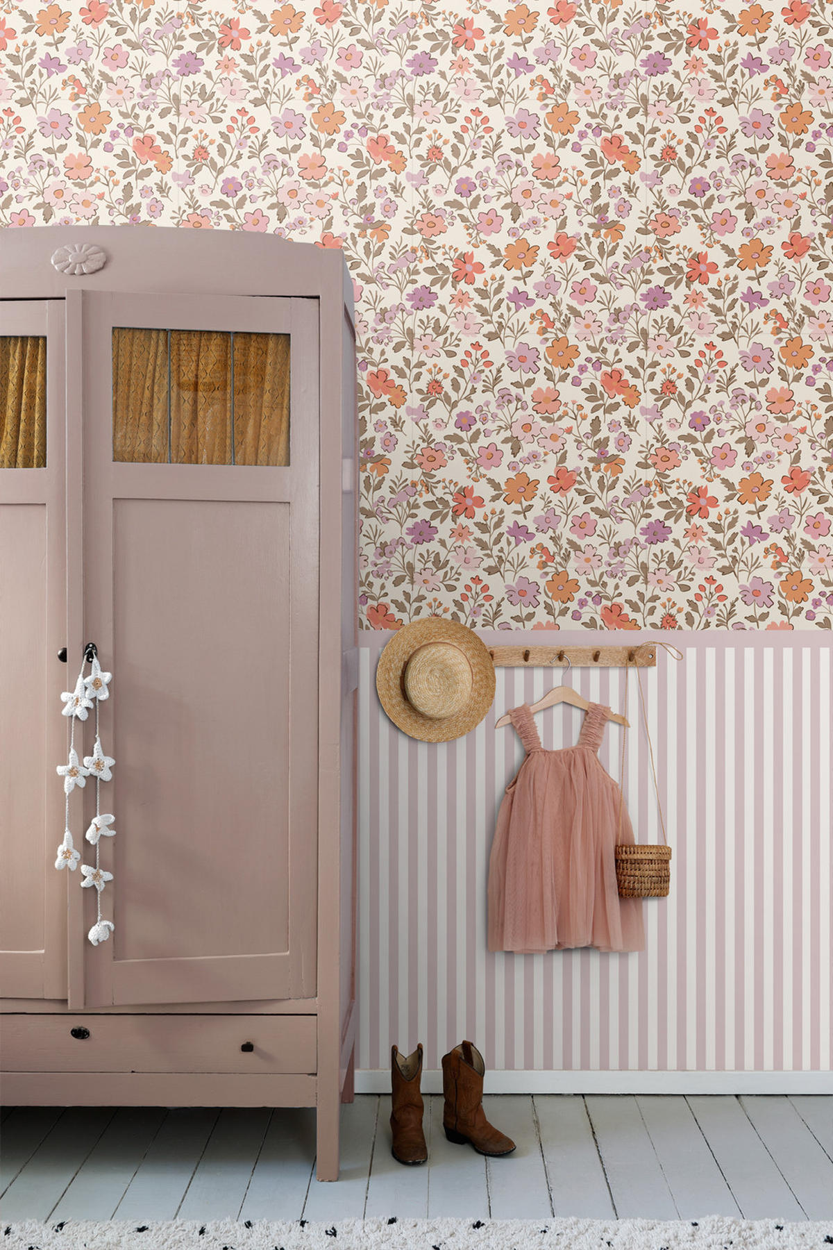 TAPETE Blumen 53 cm x 10.05 m - Lila, Papier (53/0.1cm) - ESTAhome