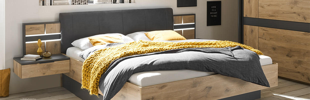 Schlafzimmer Bett Holz