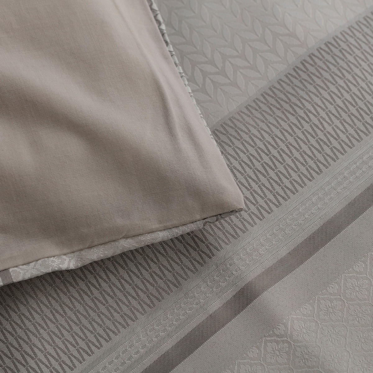 BETTWÄSCHE Gwanda - Silberfarben, Textil (200/220cm) - home&you