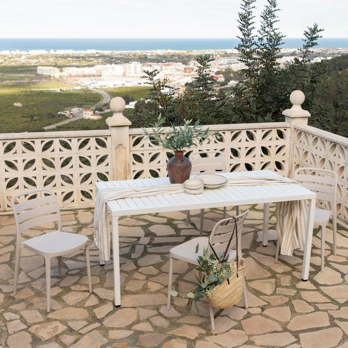 STUHL FÜR DRAUSSEN Zira Beige 42 cm x 80 cm - Beige, Kunststoff (42/80/52cm)