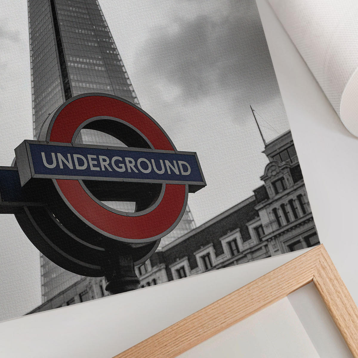 POSTER - 21x29 cm - Kateko - Londoner U-Bahn - Grau, Textil (21/29.7/0.1cm) - TULUP