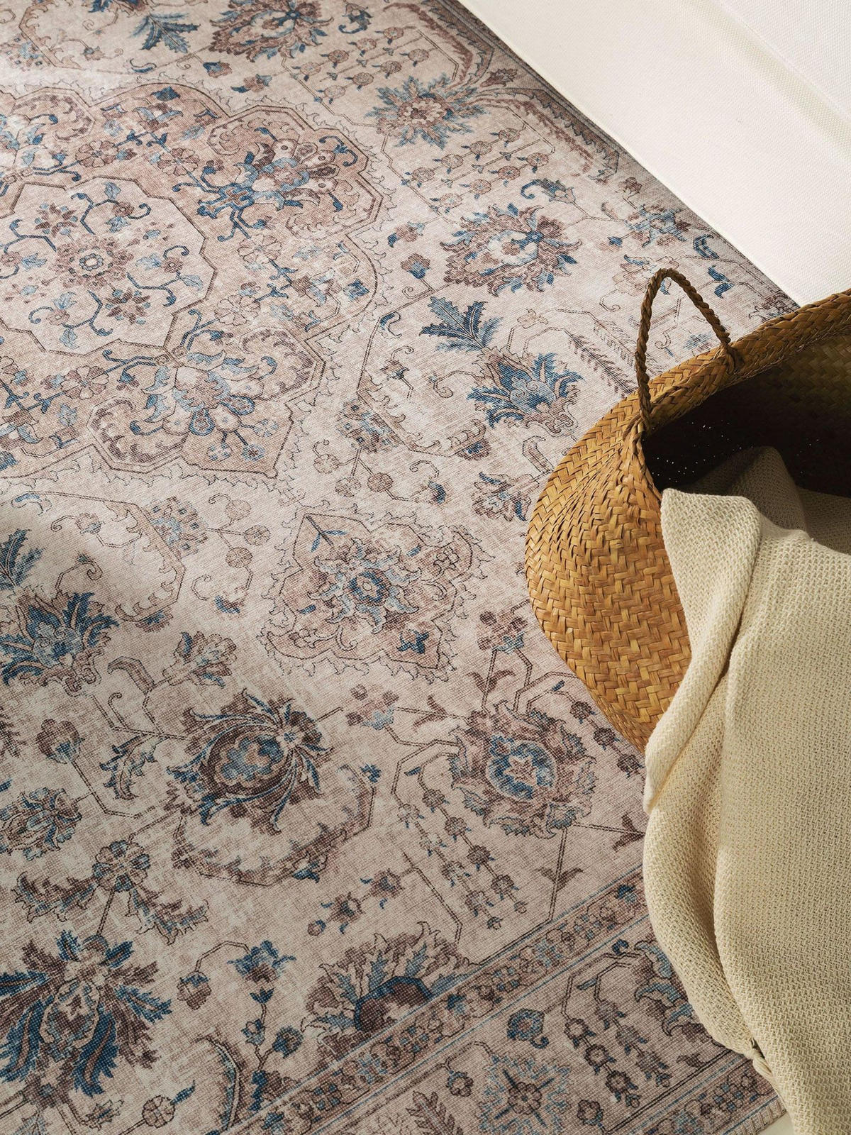 PRATELNÝ koberec Laury Béžová 160x230 cm - béžová, textil/umělá hmota (160/1cm) - KUNSTLOFT
