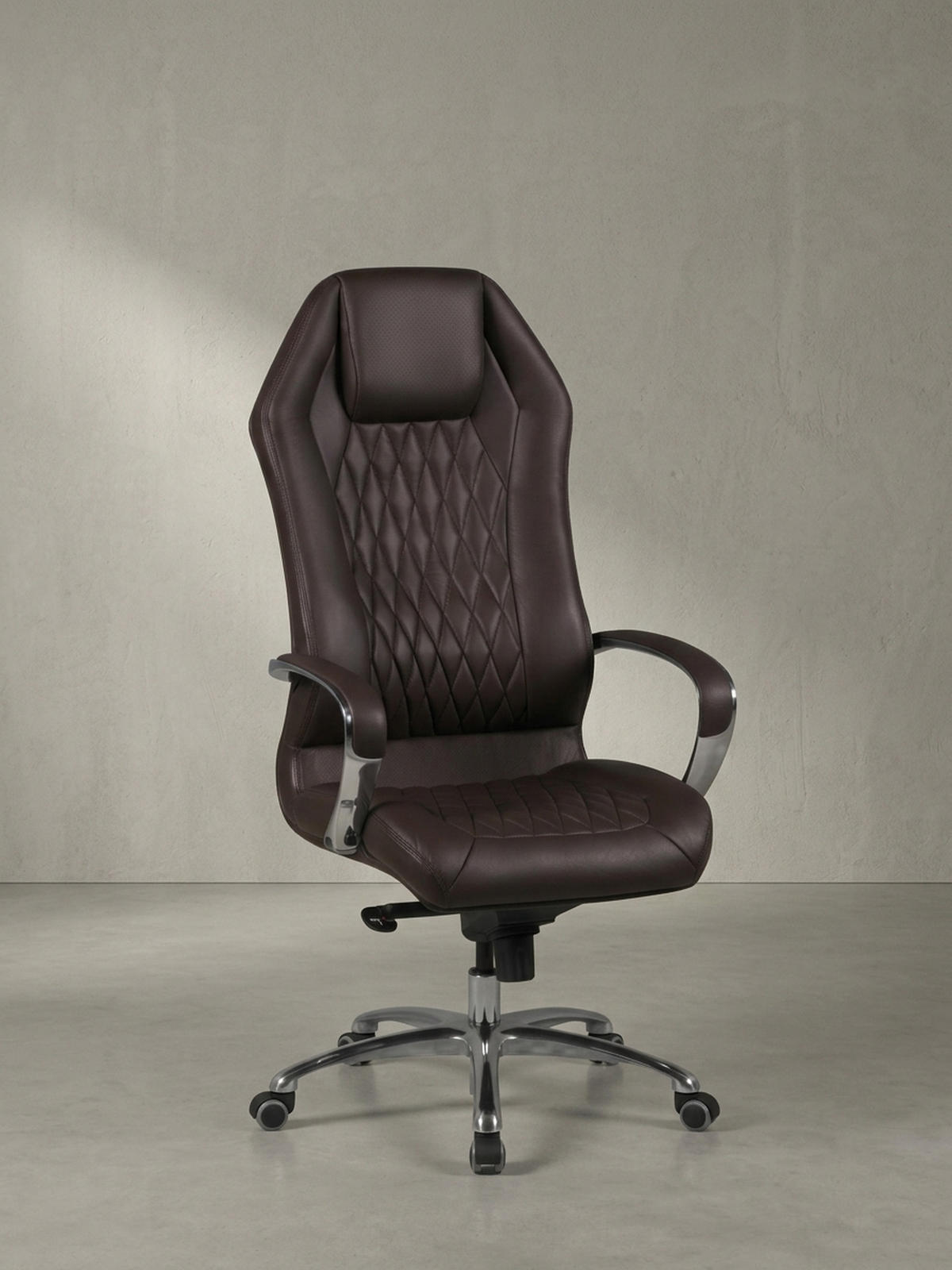 CHEFSESSEL Echtleder mit Multiblockwippmechanik, Lendenwirbelstütze und Aluminiumfußkreuz MILANO, Braun 70x67x136 cm - Silberfarben/Braun, Leder/Metall (70/136/67cm) - KADIMA DESIGN