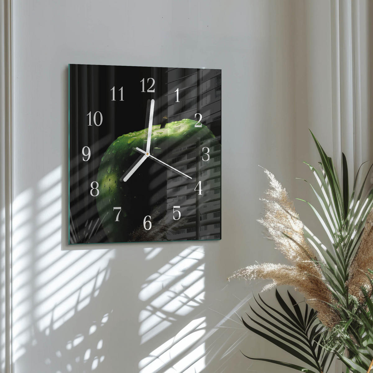 WANDUHR 30x30 cm - Apfel - Grün, Glas (30/30/0.4cm) - TULUP