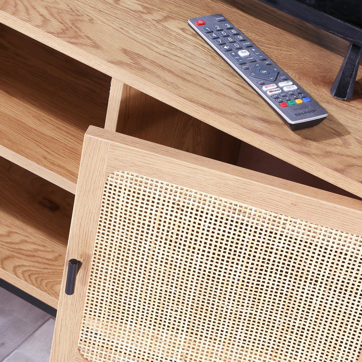 TV-MÖBEL mit 2 Türen, Rattangeflecht und 2 Ablagen - L120cm - Apfelbaumfarben, Holzwerkstoff (39/51/120cm) - Calicosy