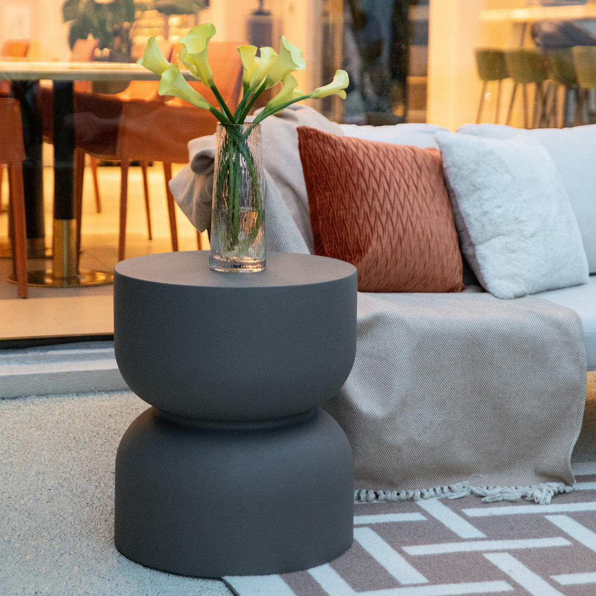 BEISTELLTISCH CHRONOS aus Beton 45 x 45 x 50 cm - Schwarz, Naturmaterialien (45/45/51cm) - Elementi