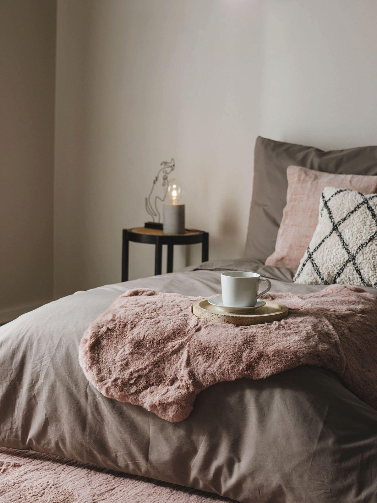 KUNSTFELL-TEPPICH Dave Rosa 60x90 cm - Rosa, Textil (60/90cm) - benuta Nest