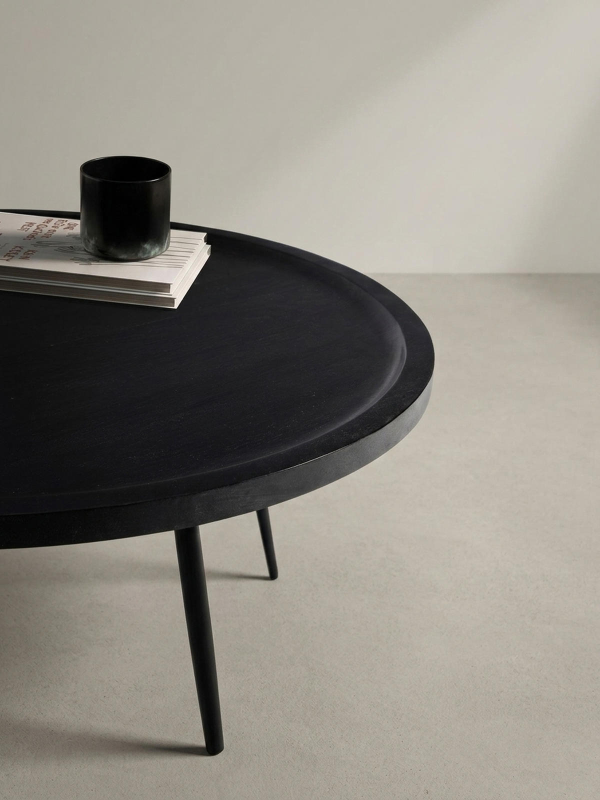COUCHTISCH in Schwarz aus Metall und massivem Mangoholz mit natürlicher Maserung, 75x75x38 cm - Schwarz, Holz/Metall (75/75/38cm) - KADIMA DESIGN