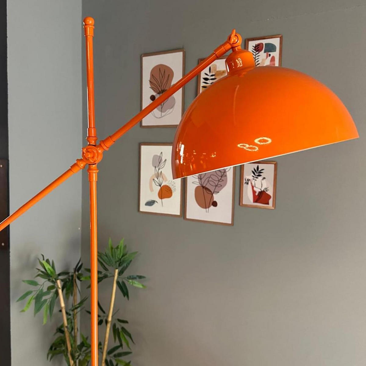 STEHLAMPE Stelan aus Metall mit E27, verstellbarer Lampenschirm - Orange, Metall (37/37/171cm) - Bamyum