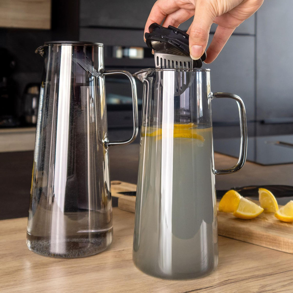 KARAFFE 1.4 Liter - Grau, Glas (1.7L) - Intirilife