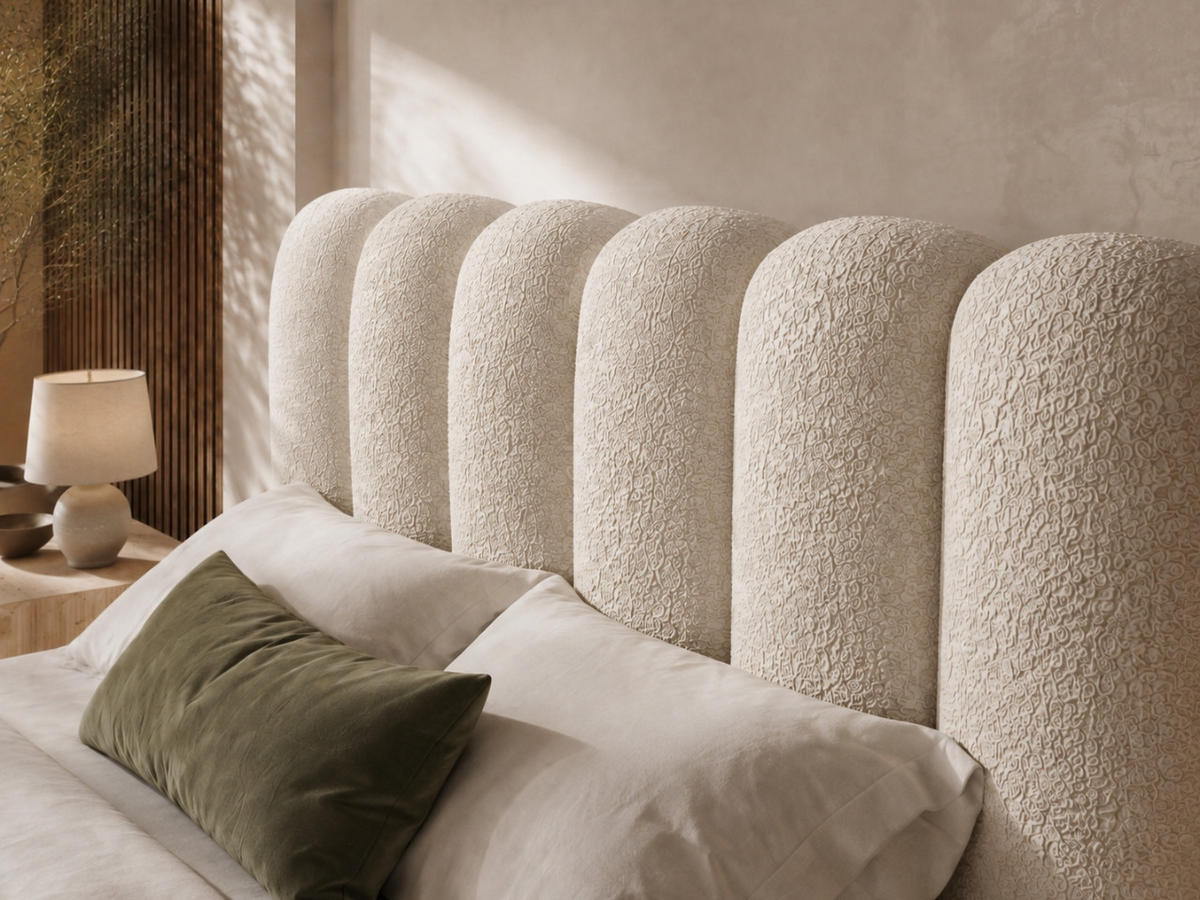 POLSTERBETT MELLOW 200x200 cm in Creme, gepolstertes Kopfteil, Lattenrost, Bettkasten, Bouclé-Stoff - Ecru, Holz/Textil (200/200cm) - EMLAR Home