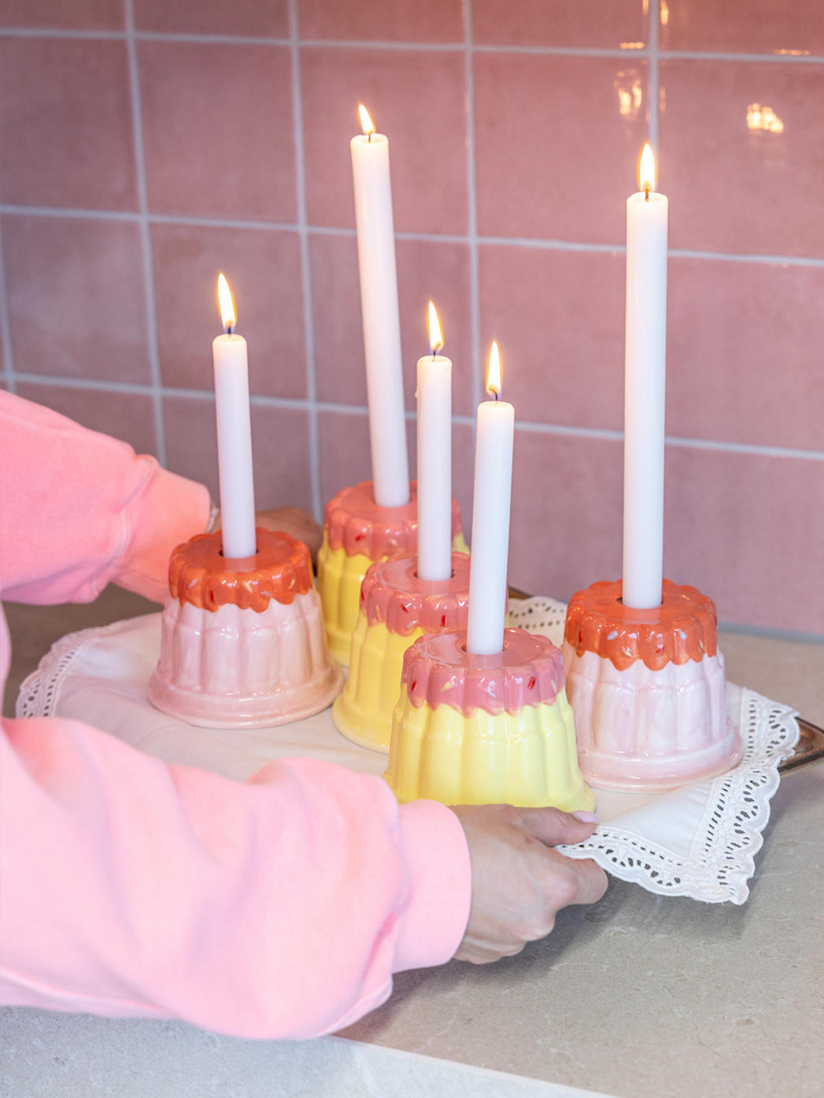 KERZENHALTER Blond Birthday - Gelber Pudding in Bunt - 9cm - Multicolor, Keramik (12/9/8cm) - Blond Amsterdam