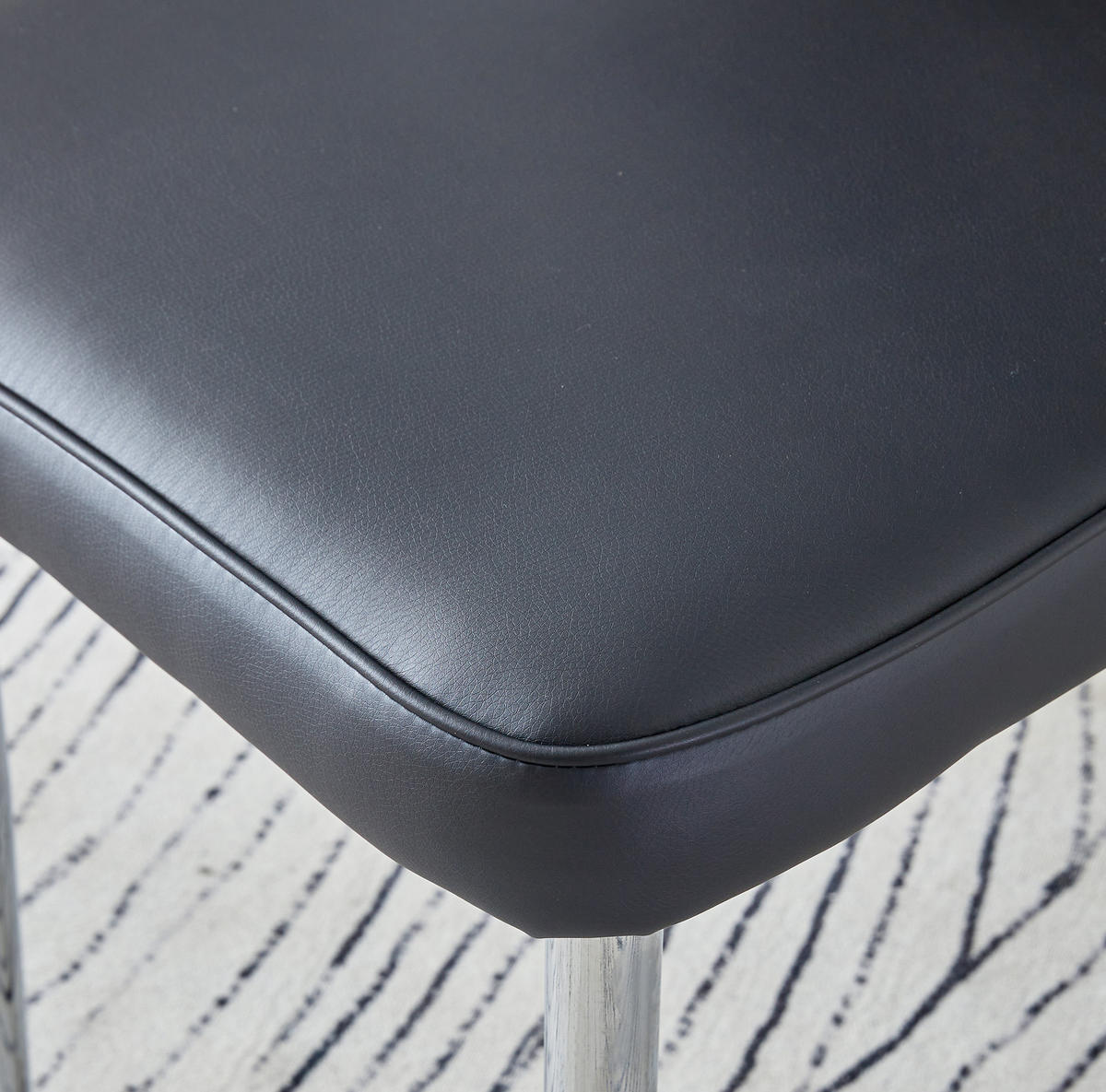 ESSZIMMERSTUHL 2er-Set PU-Leder Schwarz mit Metallbeinen Silber - Schwarz, Metall (44/89/45cm) - Meubliv