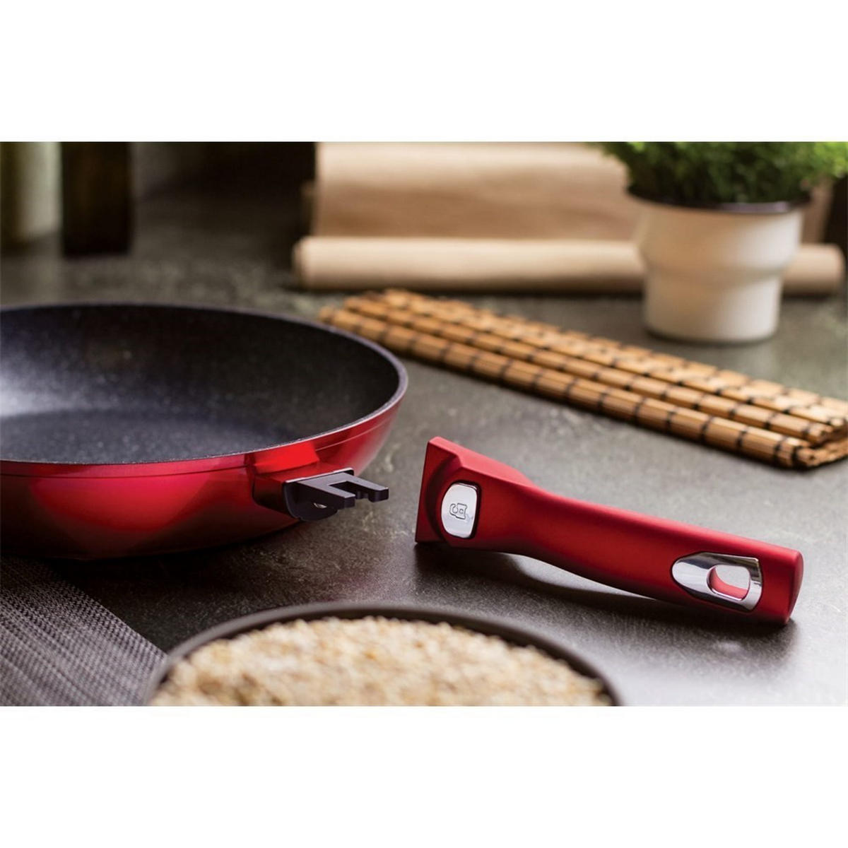 PFANNE Rot 28/28/5.2 cm BH1946 - Rot, Metall (28cm) - Berlinger Haus