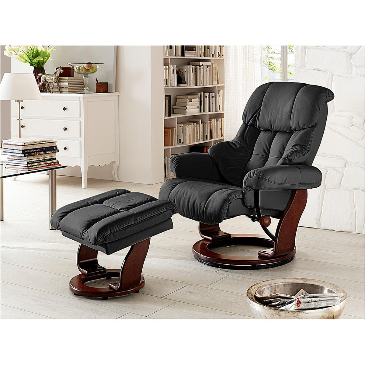 RELAXSESSEL mit Hocker - Echtleder / Kunstleder - Schwarz/Braun, Leder/Birkenholz (90/104/91cm) - home24