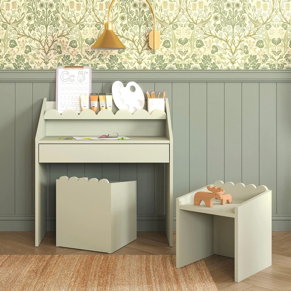 PISAĆI STOL Book Nook Boja kadulje - zelena, drvni materijal (31/35.5/31cm) - Petits-meubles
