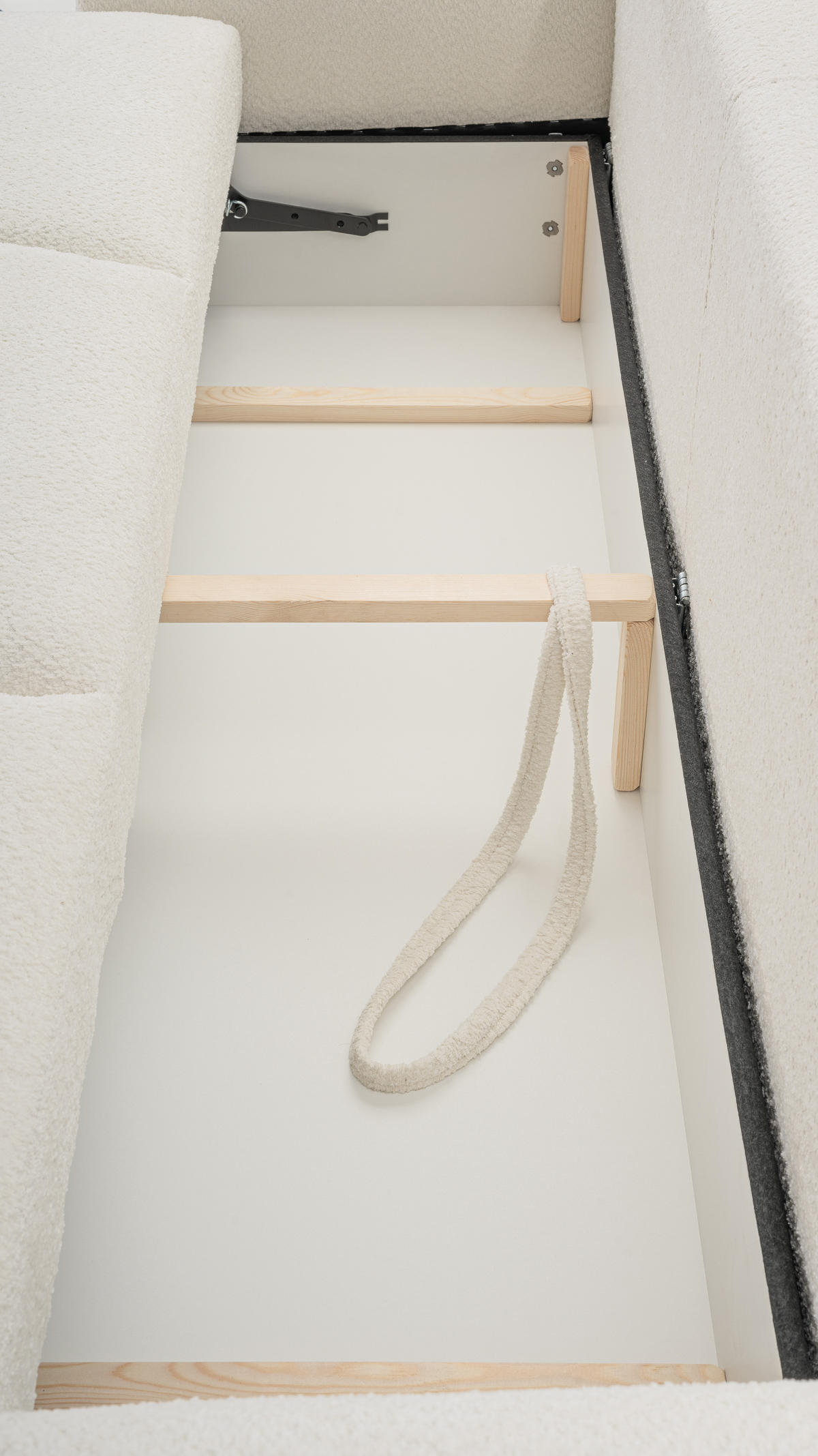 BETTSOFA FILO Schwarz Bucle-Stoff mit Schlaffunktion - Schwarz, Textil (110/94/248cm) - MASSENO