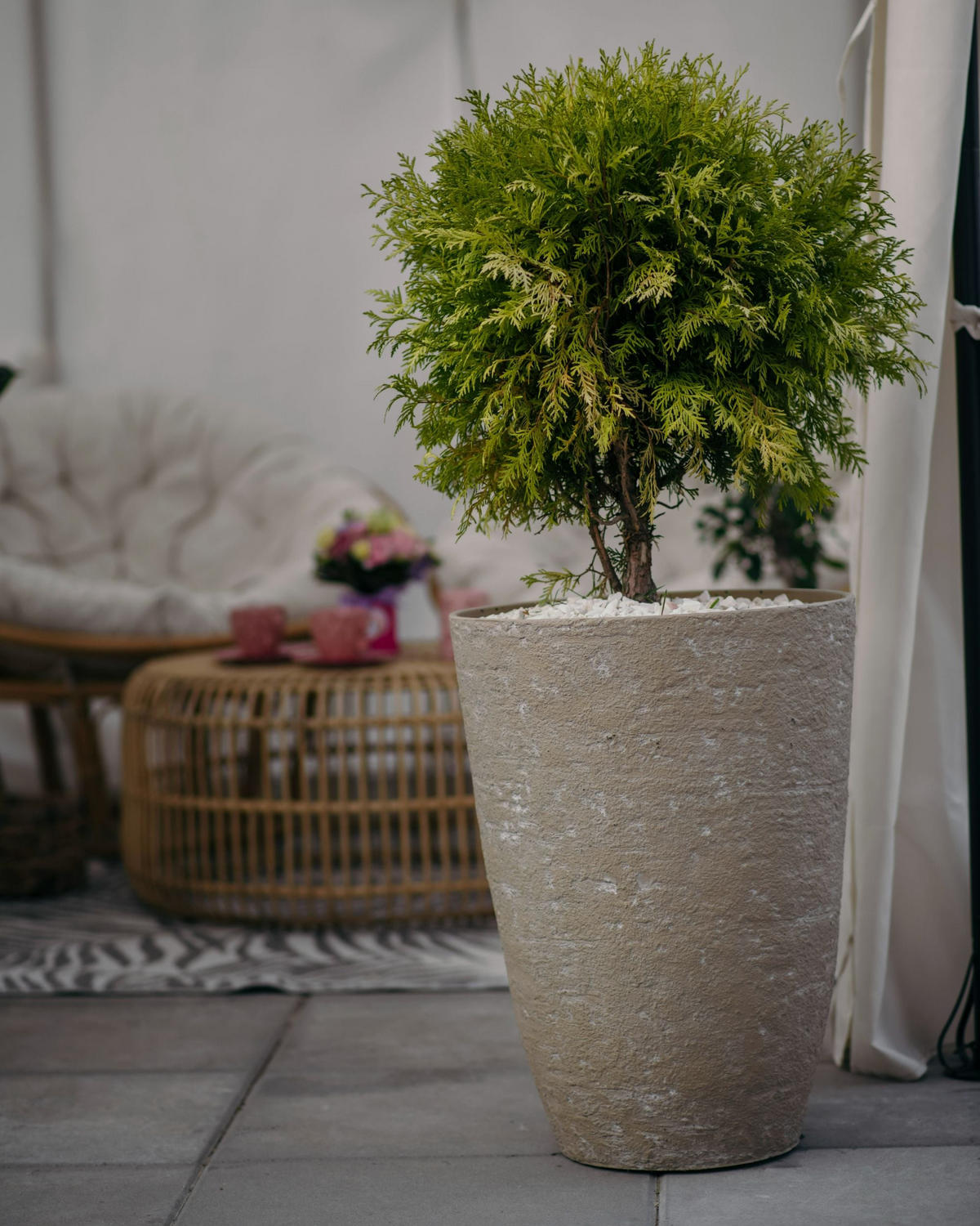 BLUMENTOPF 2er-Set sandbeige rund 43/43/60 cm Camia - Beige, Stein (60cm) - Beliani