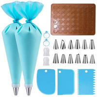 SPRITZBEUTEL Set mit 12 Tüllen und Backmatte - Hellblau, Kunststoff (29/1/39.2cm)